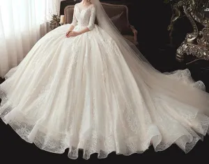VB Luxury Sweet-Heart Neckline Ball Gown Wedding Dress