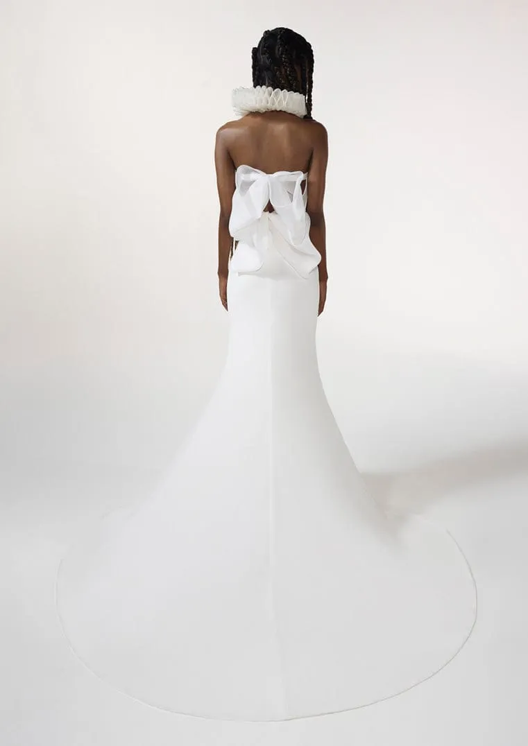 Vera Wang: Araya