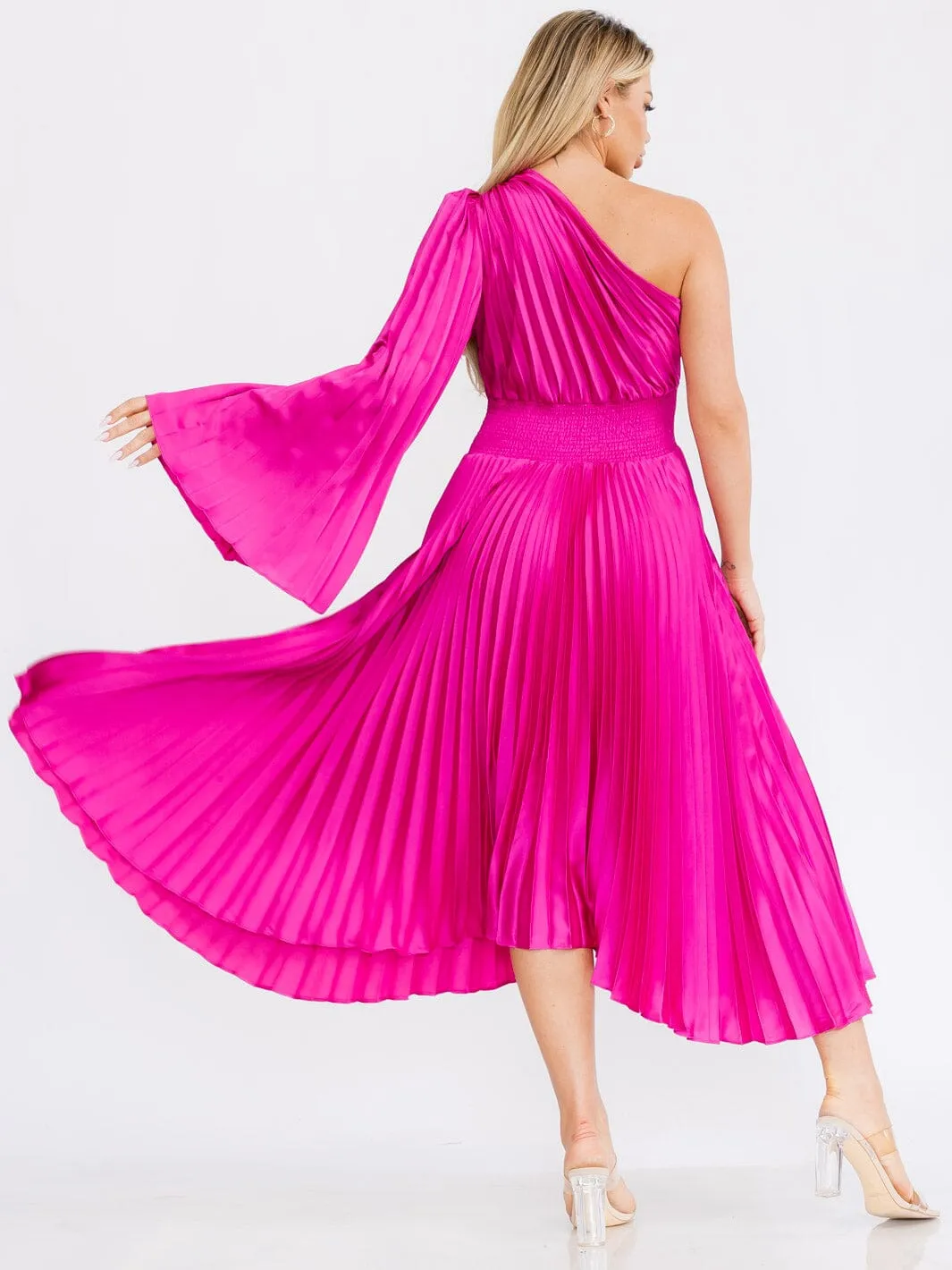 WOMEN'S ONE SHOULDER LONG BELL SLEEVE SMOCK WAIST PLEATED MAXI DRESS