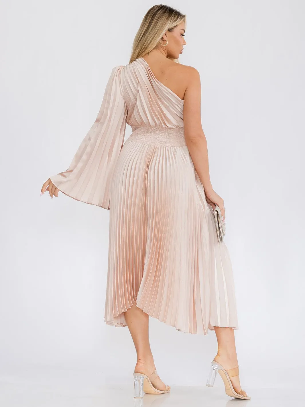 WOMEN'S ONE SHOULDER LONG BELL SLEEVE SMOCK WAIST PLEATED MAXI DRESS