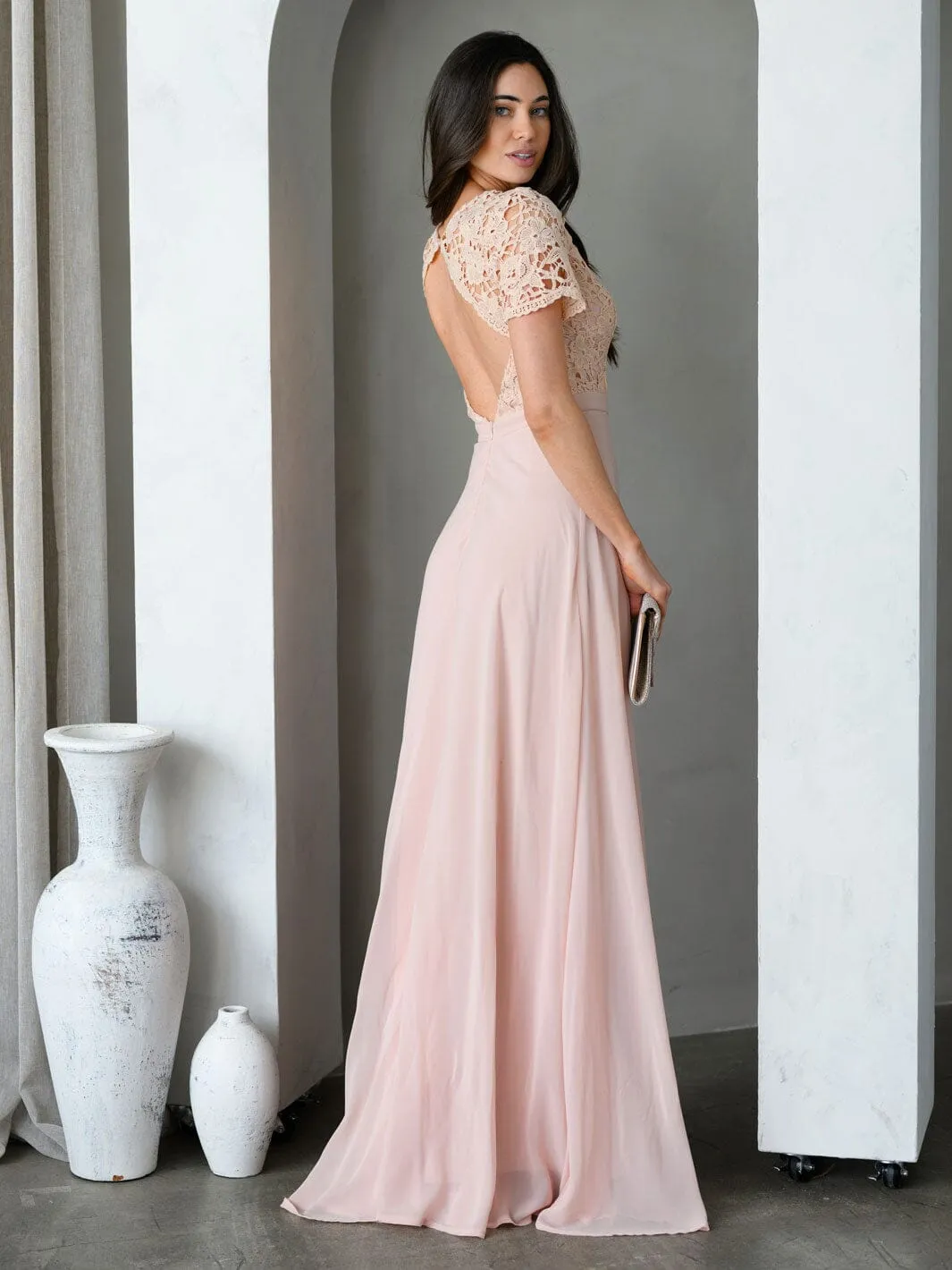 WOMEN'S SHORT SLEEVE LACE DETAILED OPEN BACK GOWN MAXI DRESS
