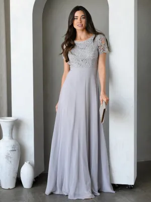 WOMEN'S SHORT SLEEVE LACE DETAILED OPEN BACK GOWN MAXI DRESS